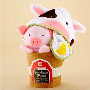 Bath time on the Farm!!🐷🐄🐣